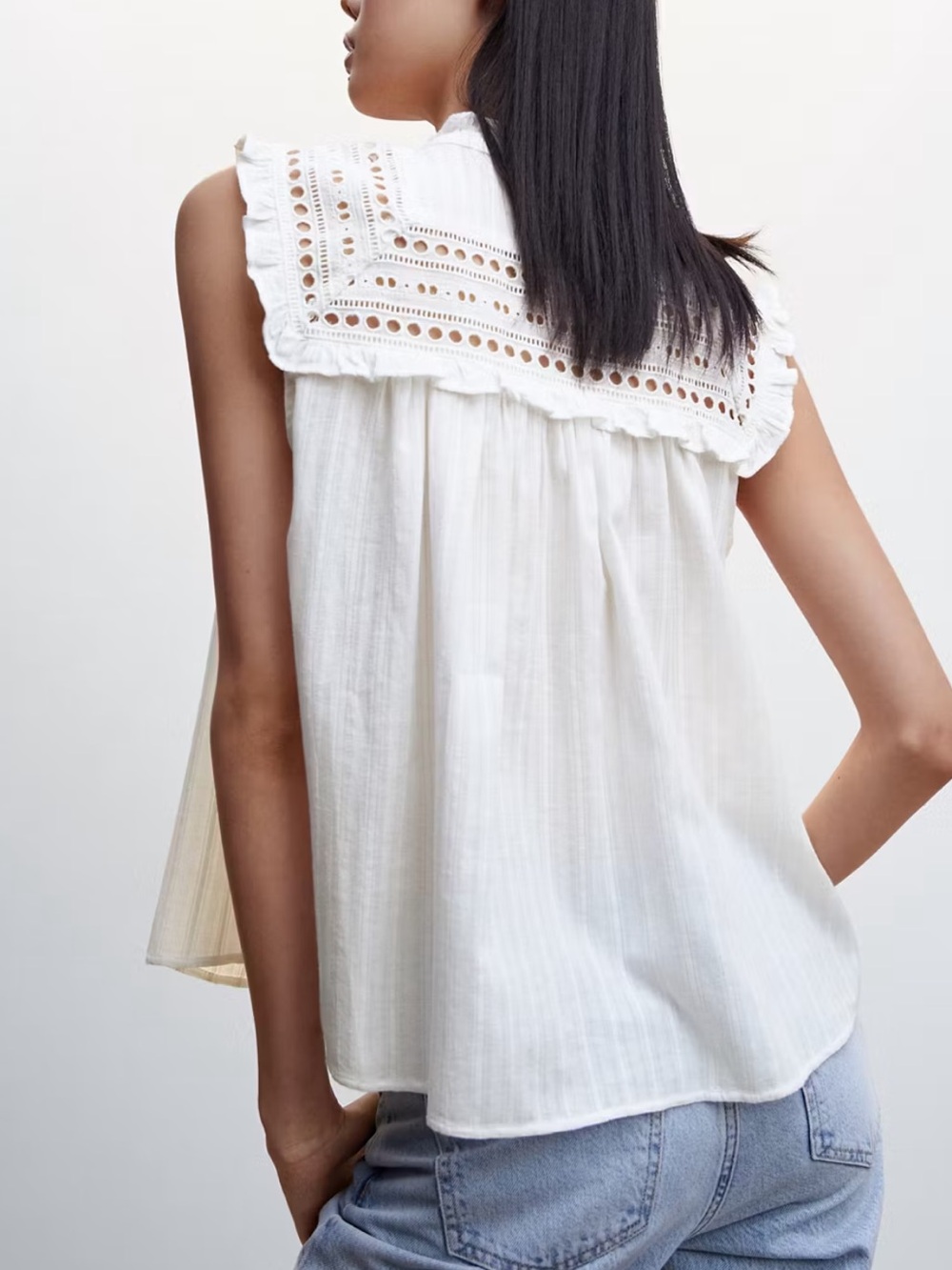 Off-White Top - Picture 2 of 3